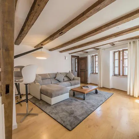 Le Carre D'or - Avec Vue Cathedrale Apartment *